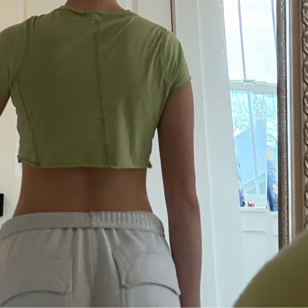Green Pacsun Cropped T-Shirt